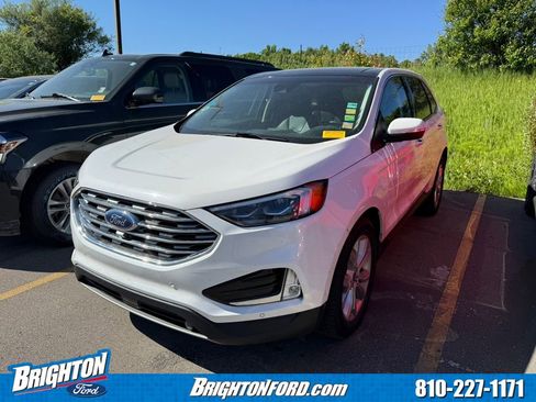 Used 2020 Ford Edge Titanium w/ Equipment Group 301A AWD/4WD image 3
