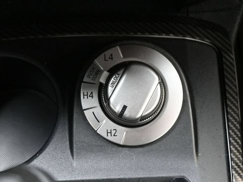 Used 2024 Toyota 4Runner SR5 AWD/4WD image 21