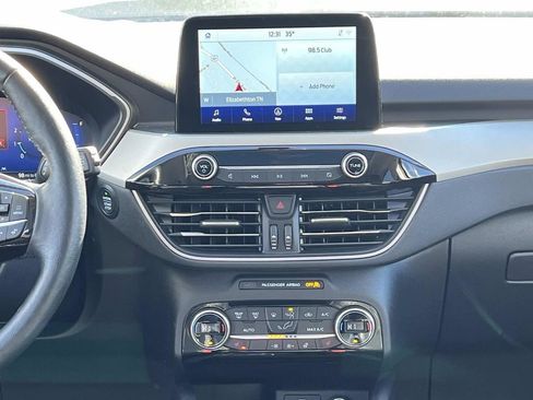 Used 2021 Ford Escape SEL w/ Technology Package image 15