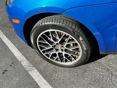 Used 2016 Porsche Macan S image 14