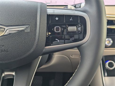 New 2026 Genesis GV70 2.5T Select image 17