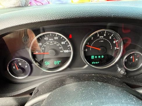 Used 2011 Jeep Wrangler Sport AWD/4WD image 13