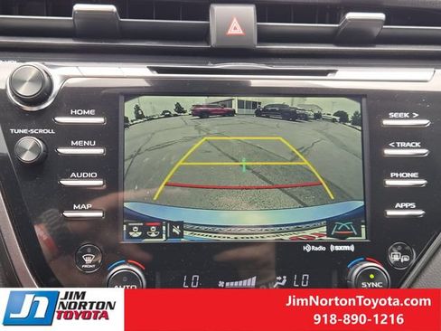 Used 2019 Toyota Camry XSE FWD image 20