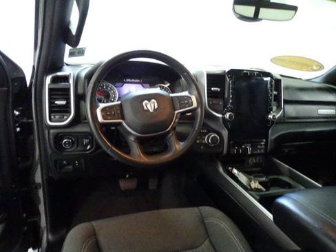 Used 2024 RAM 1500 Big Horn AWD/4WD image 5