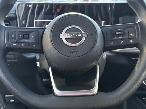 New 2025 Nissan Kicks SV image 20