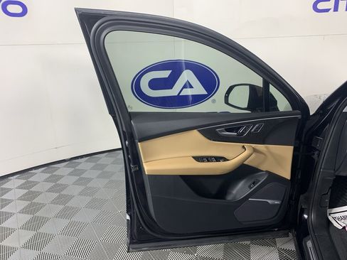 Used 2020 Audi Q7 3.0T Prestige w/ Prestige Package image 14