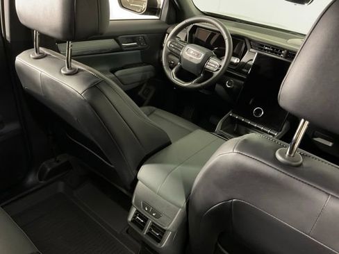 Used 2026 GMC Terrain AT4 w/ Convenience Package III AWD/4WD image 32