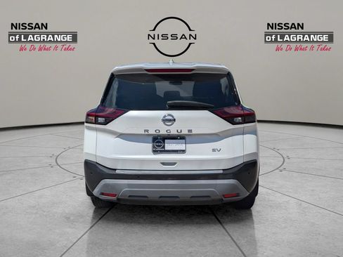 Used 2021 Nissan Rogue SV FWD image 6