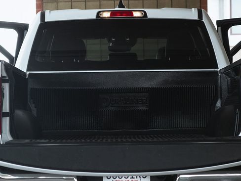 Used 2024 RAM 1500 Laramie image 14