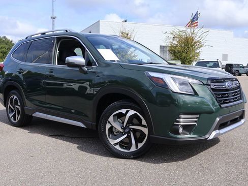 Used 2024 Subaru Forester Touring AWD/4WD image 1