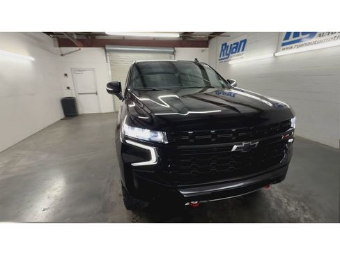 Used 2023 Chevrolet Tahoe Z71 image 3