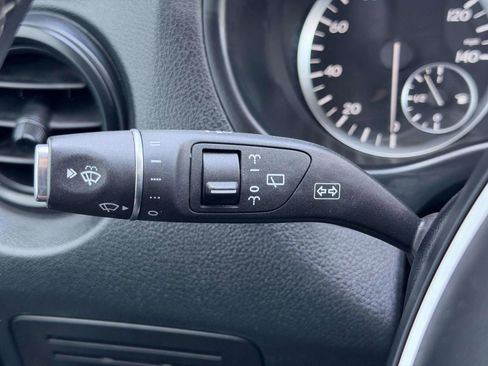 Used 2019 Mercedes-Benz Metris image 35