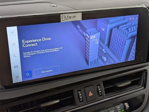 New 2025 Lexus ES 350 Ultra Luxury image 28