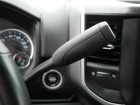 Used 2024 RAM 3500 Big Horn AWD/4WD image 27