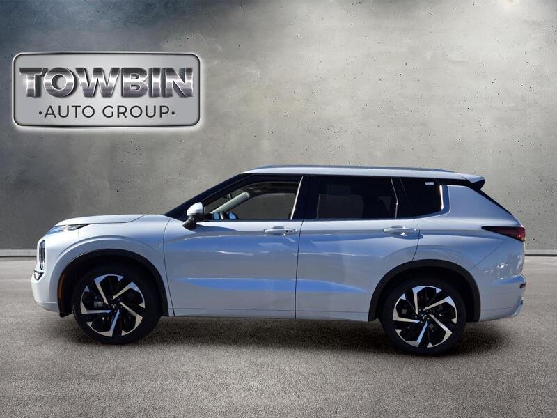 Used 2024 Mitsubishi Outlander SEL FWD image 8
