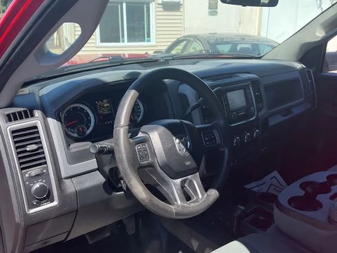 Used 2017 RAM 2500 Tradesman w/ Chrome Appearance Group image 12