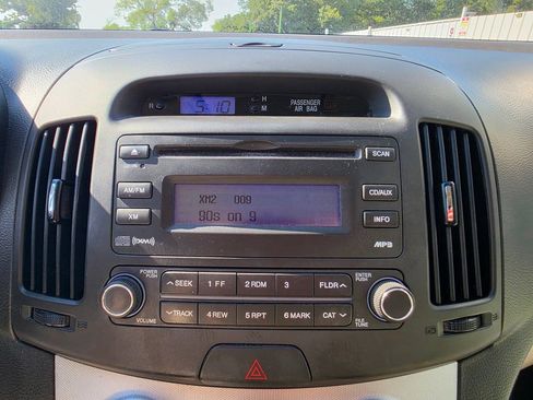 Used 2008 Hyundai Elantra GLS FWD image 35