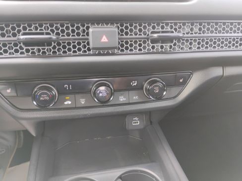 Certified 2023 Honda HR-V Sport image 18