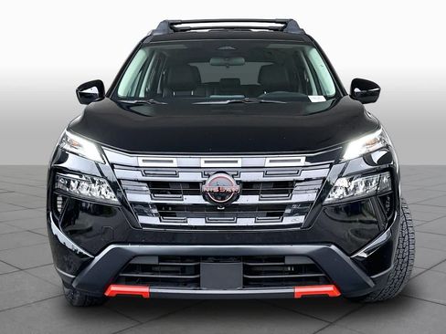 Used 2025 Nissan Rogue SV AWD/4WD image 4