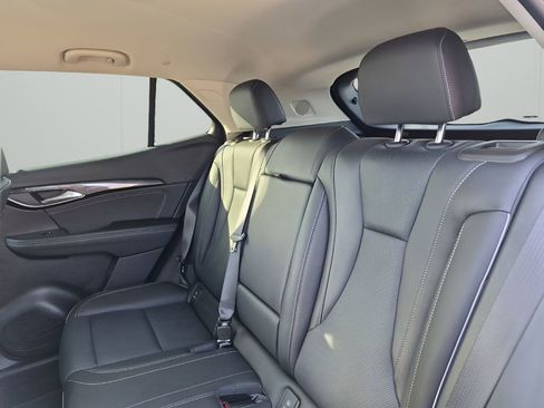 Used 2023 Buick Envision Essence image 19