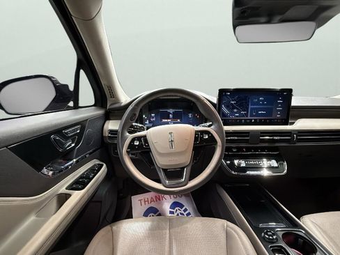 Used 2023 Lincoln Corsair Reserve w/ Equipment Group 201A image 13