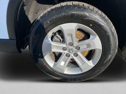 Used 2023 Honda Pilot LX image 12