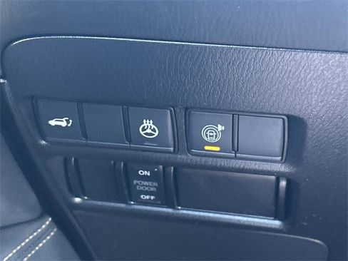 Used 2024 Nissan Armada Platinum w/ Cargo Package image 31