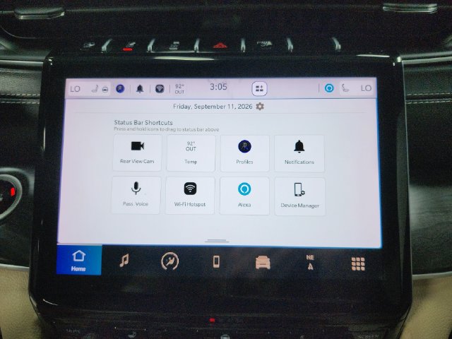 Used 2024 Jeep Grand Cherokee Limited AWD/4WD image 32