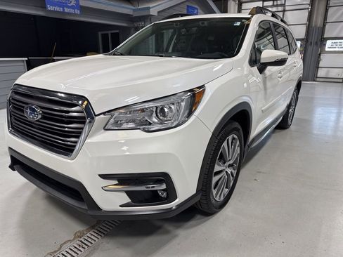 Used 2021 Subaru Ascent Limited w/ Technology Package AWD/4WD image 4