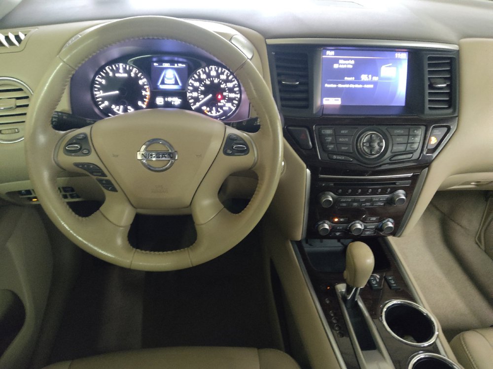 Used 2015 Nissan Pathfinder SL w/ SL Premium Package FWD image 22