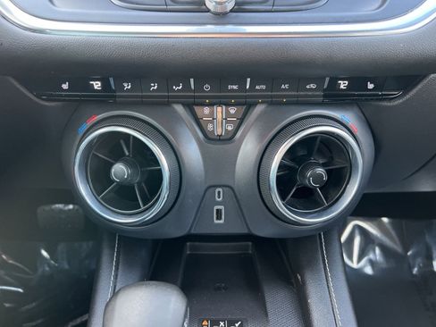 Used 2023 Chevrolet Blazer LT w/ Sound & Technology Package image 20