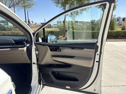 Used 2019 Honda Odyssey Elite image 15