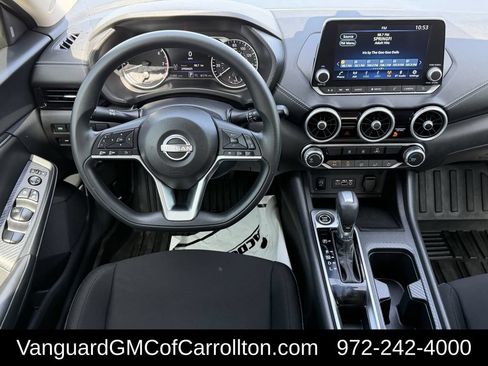 Used 2024 Nissan Sentra SV FWD image 11