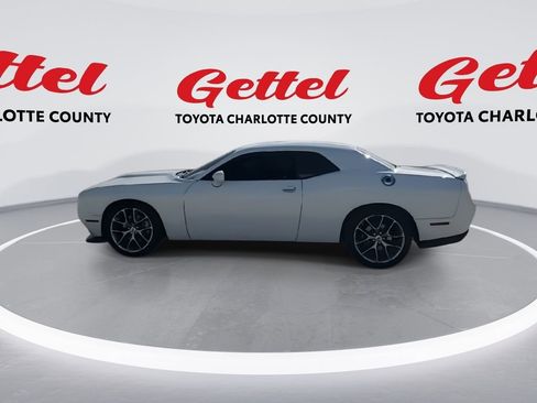 Used 2022 Dodge Challenger GT image 5
