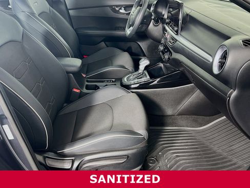 Used 2023 Kia Forte GT-Line w/ GT-Line Premium Package image 24