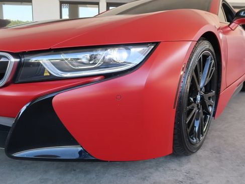 Used 2017 BMW i8 AWD/4WD image 10