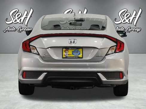 Used 2016 Honda Civic Touring image 17