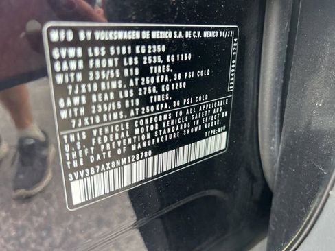Used 2022 Volkswagen Tiguan SE FWD image 34