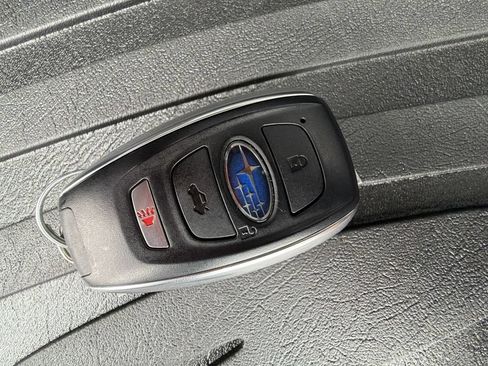 Used 2024 Subaru Crosstrek 2.5i Limited w/ Crosstrek Mirror Package AWD/4WD image 28