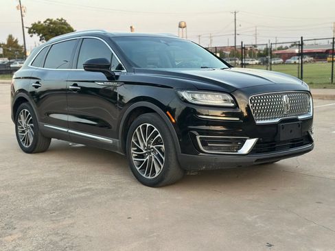 Used 2020 Lincoln Nautilus Reserve w/ Equipment Group 201A FWD image 3