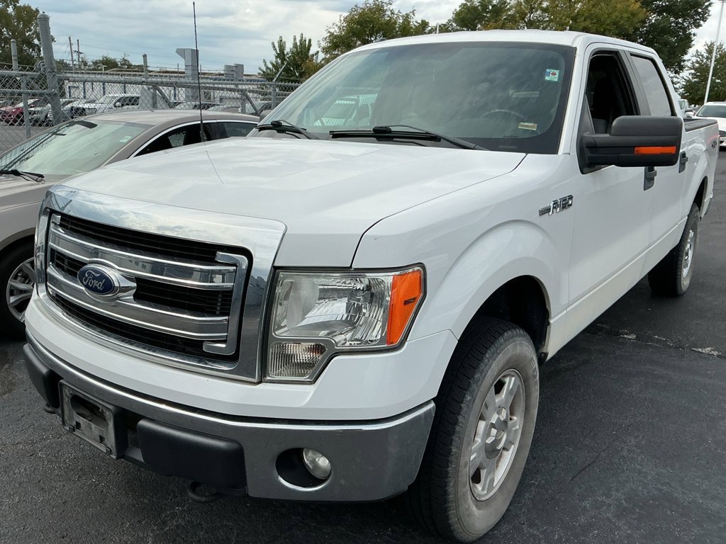 Used 2013 Ford F150 XLT w/ Mid Equipment Group AWD/4WD image 2