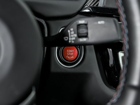 Used 2020 BMW M4 Convertible w/ Competition Package image 34