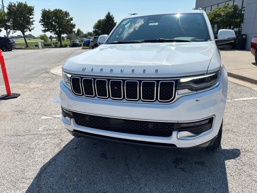 Used 2022 Jeep Wagoneer Series I w/ Convenience Group I AWD/4WD image 10