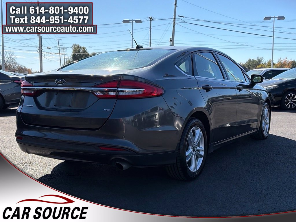 Used 2018 Ford Fusion SE FWD image 5