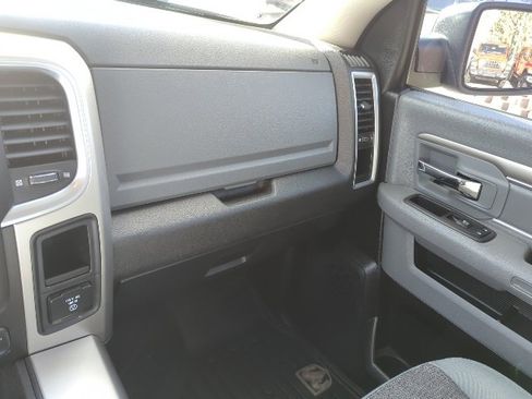 Used 2019 RAM 1500 Big Horn image 8