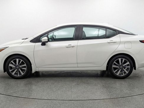 Used 2025 Nissan Versa SV w/ Trunk Package image 5
