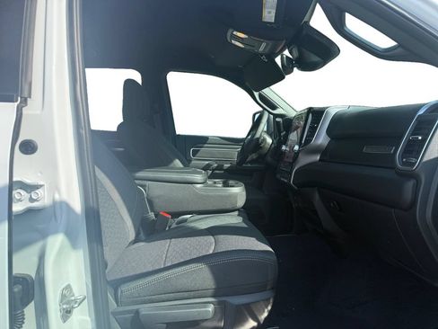 New 2026 RAM 2500 Big Horn AWD/4WD image 15
