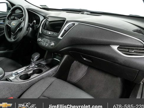 Used 2023 Chevrolet Malibu LT FWD image 22