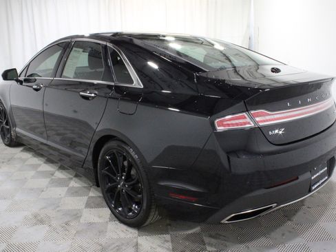 Used 2020 Lincoln MKZ Reserve w/ Monochromatic Package FWD image 27