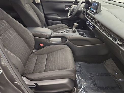 Used 2024 Honda HR-V LX image 17